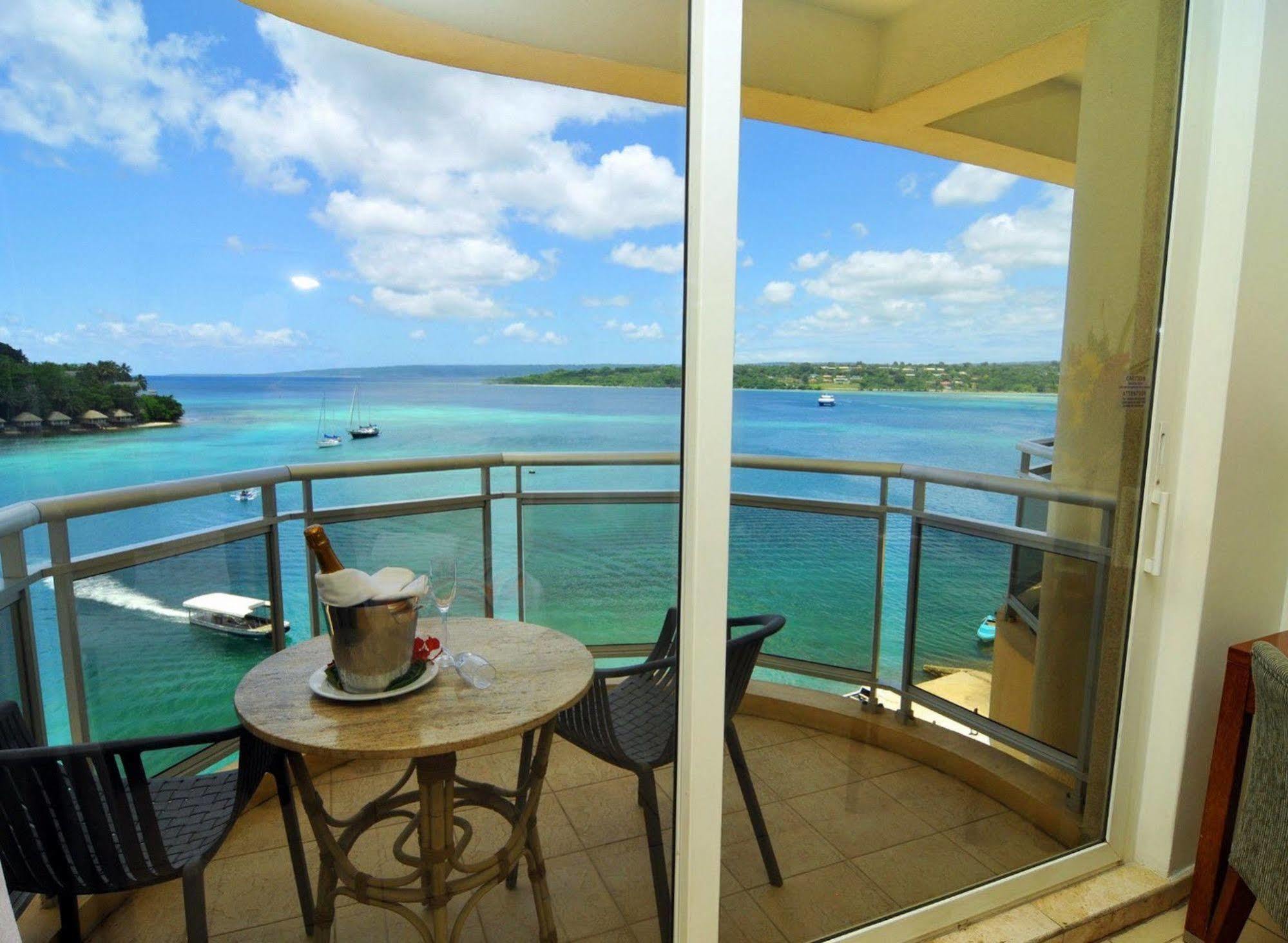 Grand Hotel & Casino Port Vila Exteriör bild
